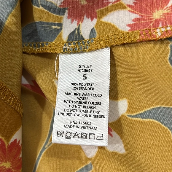 ASTR THE LABEL - Picture 4 of 4